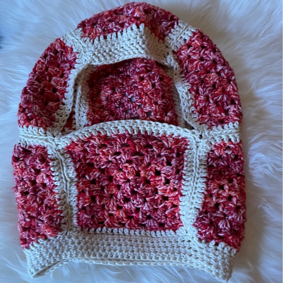 ⊹ Granny Square Balaclava  ⊹ - Picture 4 of 5
